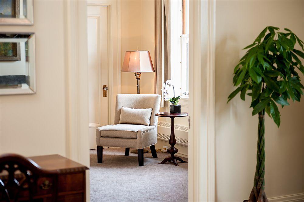 The Inn At The Union Club Of British Columbia Виктория Экстерьер фото