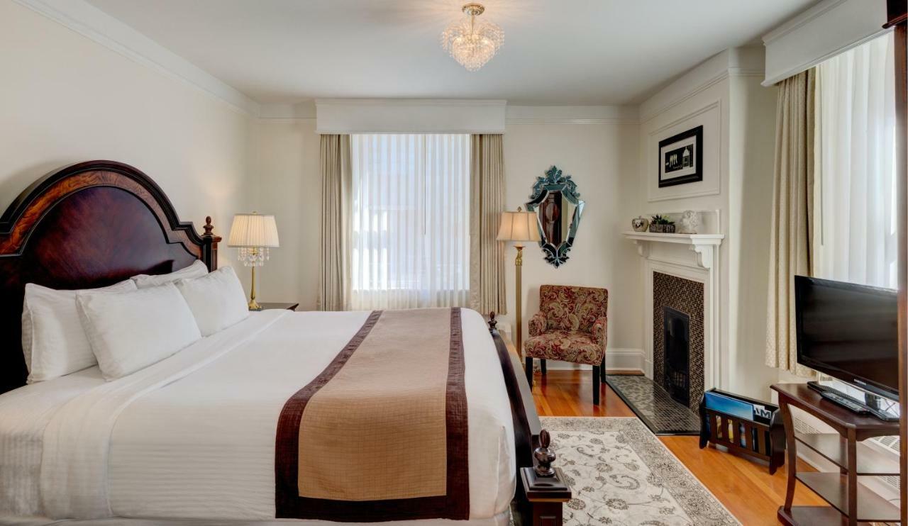 The Inn At The Union Club Of British Columbia Виктория Экстерьер фото